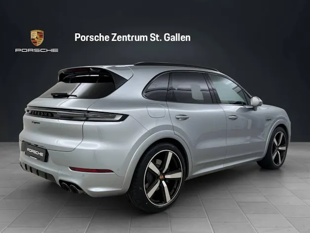 Porsche Cayenne E-Hybrid Black Edition
