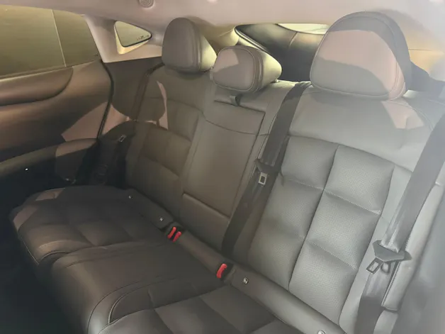 MG IM5 100kWh Performance 19