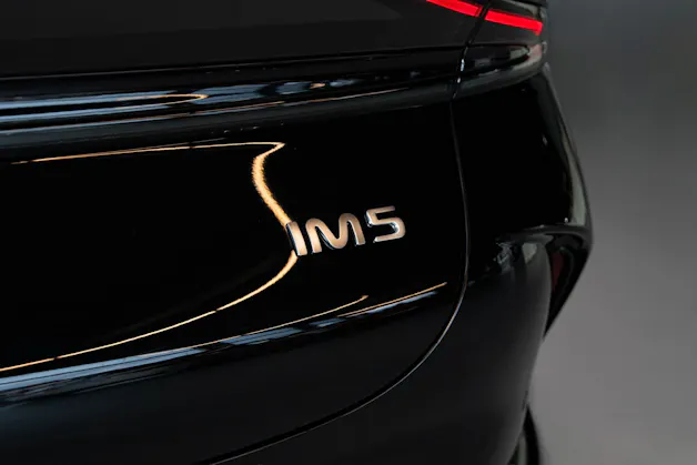 MG IM5 100kWh Performance 19