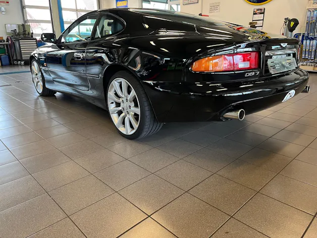 Aston Martin DB7 Vantage