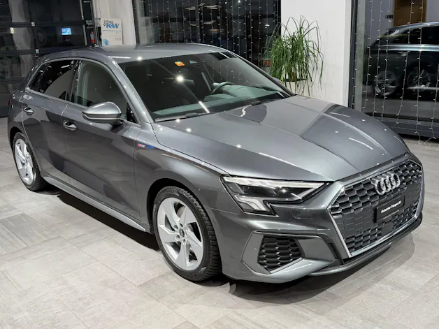 Audi A3 Sportback 35 TFSI S line Attraction S-tronic