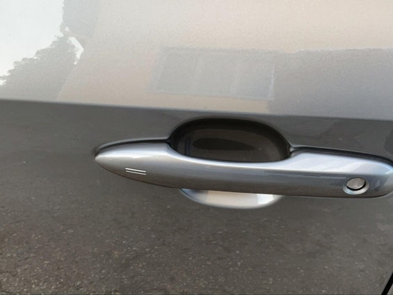 Vehicle image 17 Vehicle image 17