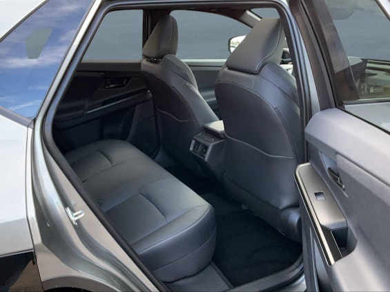 Vehicle image 8 Vehicle image 8