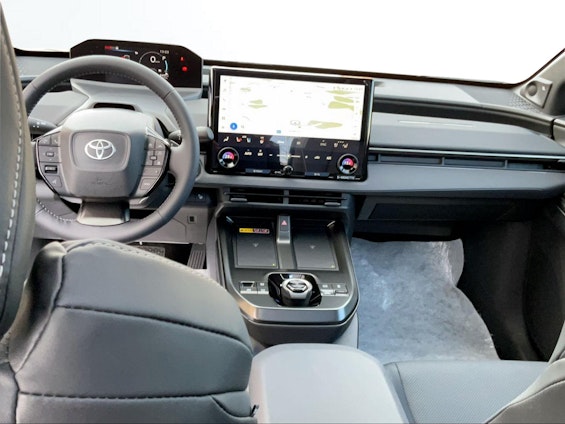 Vehicle image 6 Vehicle image 6