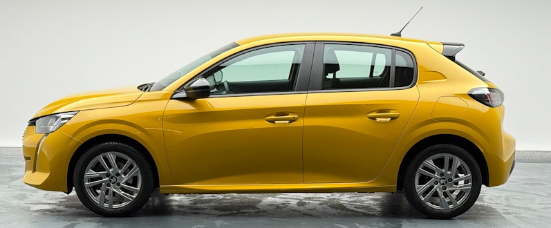 Vehicle image PEUGEOT 208