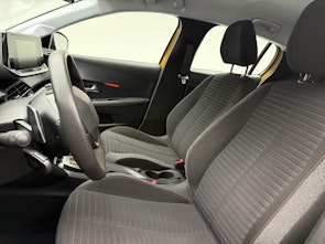 Vehicle image PEUGEOT 208 1.2 PureTech 100 Active Pack