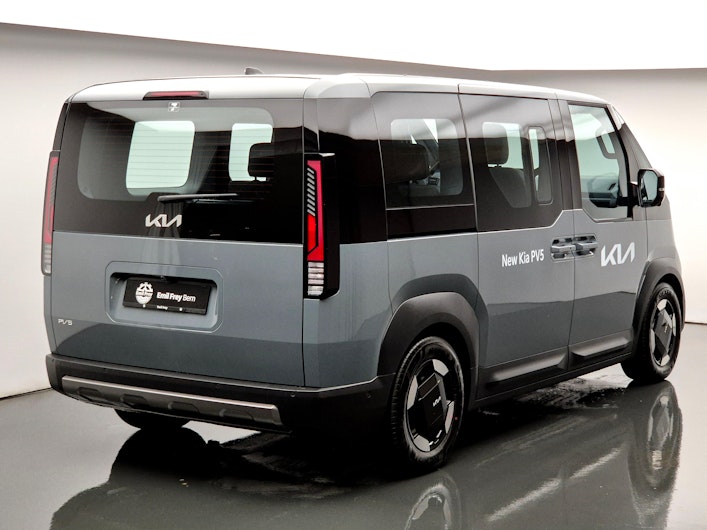 Vehicle image KIA PV5