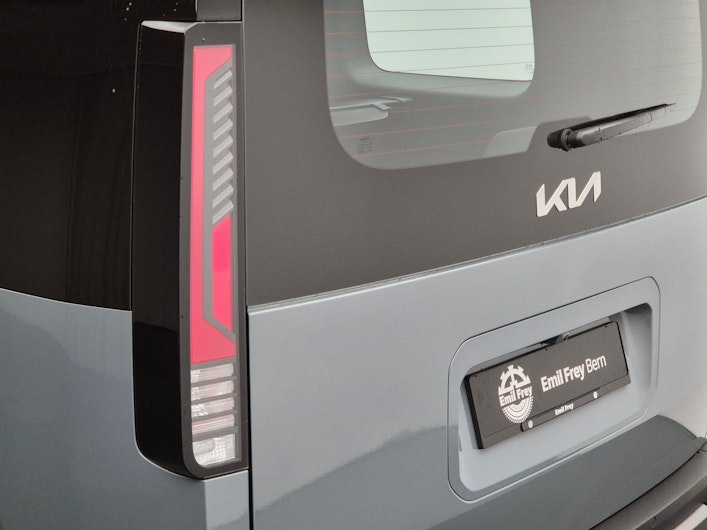 Vehicle image KIA PV5