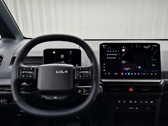 Vehicle image 5 Vehicle image 5