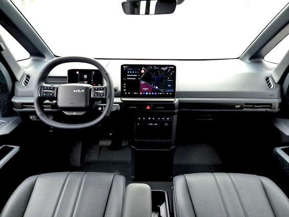 Vehicle image 4 Vehicle image 4