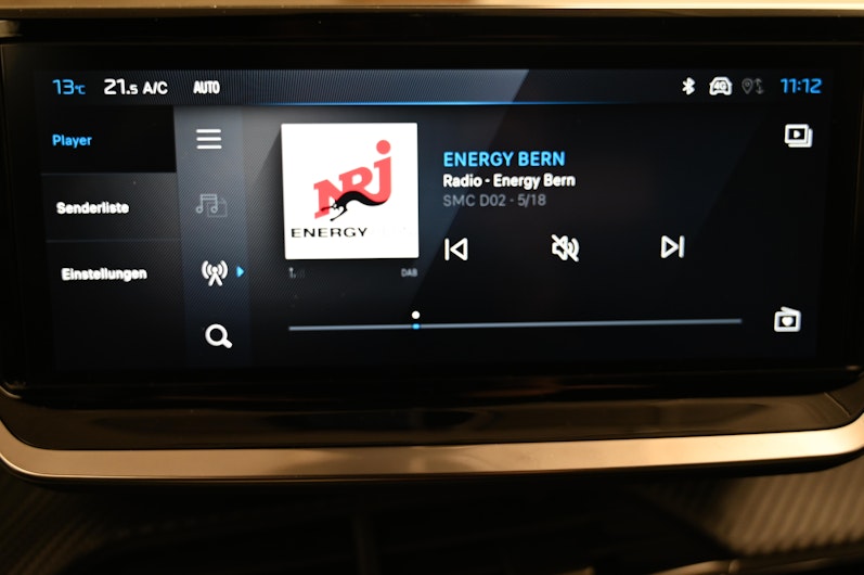 Vehicle image PEUGEOT 2008