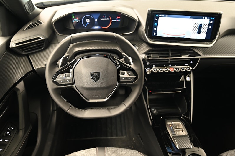 Vehicle image PEUGEOT 2008