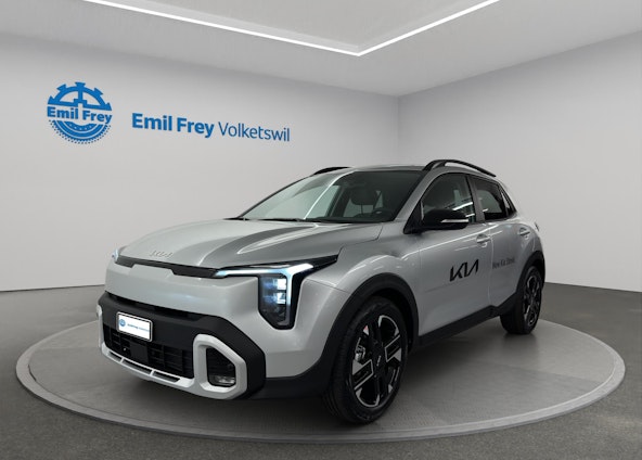 First vehicle image First vehicle image