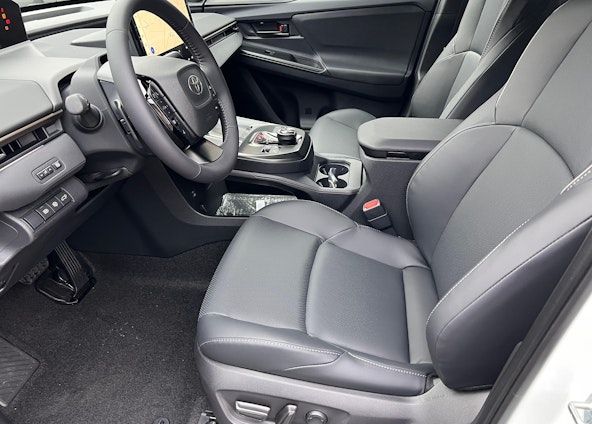 Vehicle image 8 Vehicle image 8