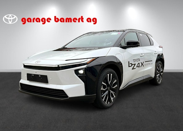 First vehicle image First vehicle image