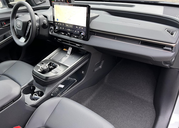 Vehicle image 13 Vehicle image 13