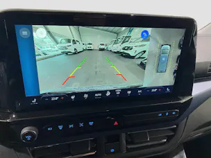 Ford Tourneo Custom Bus 320 L1 2.0 EcoBlue 170 PS Active 4x4