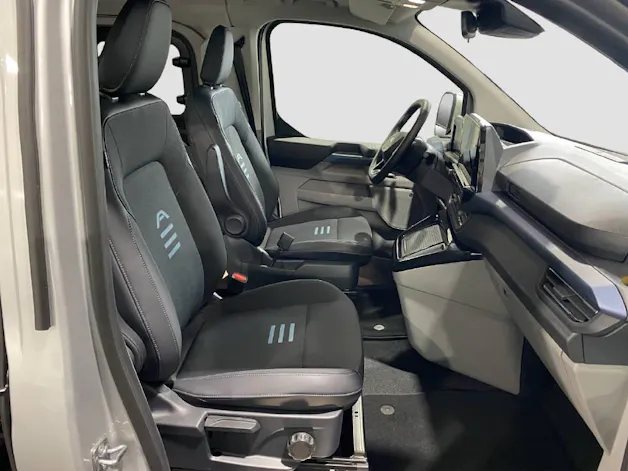 Ford Tourneo Custom Bus 320 L1 2.0 EcoBlue 170 PS Active 4x4
