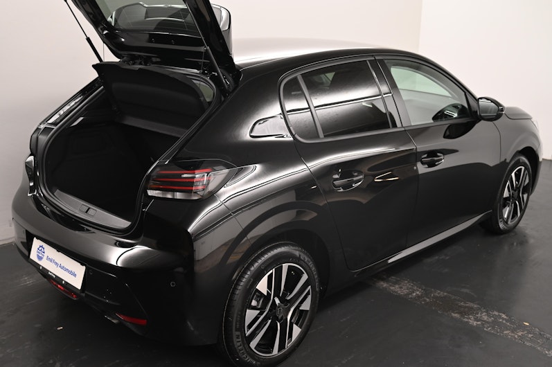 Vehicle image PEUGEOT 208