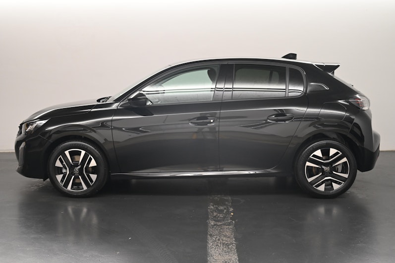 Vehicle image PEUGEOT 208
