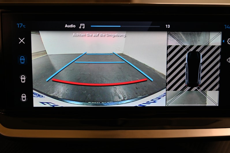 Vehicle image PEUGEOT 208