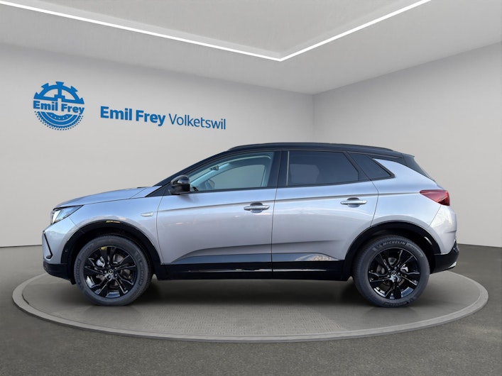 Vehicle image OPEL GRANDLAND