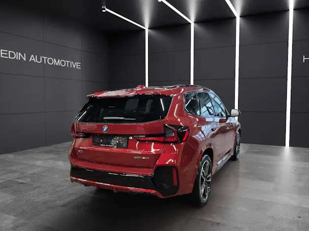 BMW X1 23i xDrive paddles