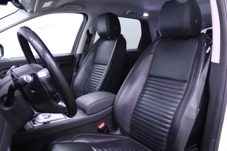 Vehicle image LAND ROVER DISCOVERY SPORT