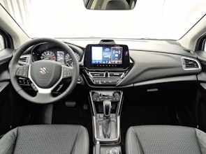 Vehicle image SUZUKI S-Cross 1.4 T Compact Top Hybrid 4x4