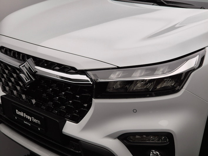 Vehicle image SUZUKI S-CROSS