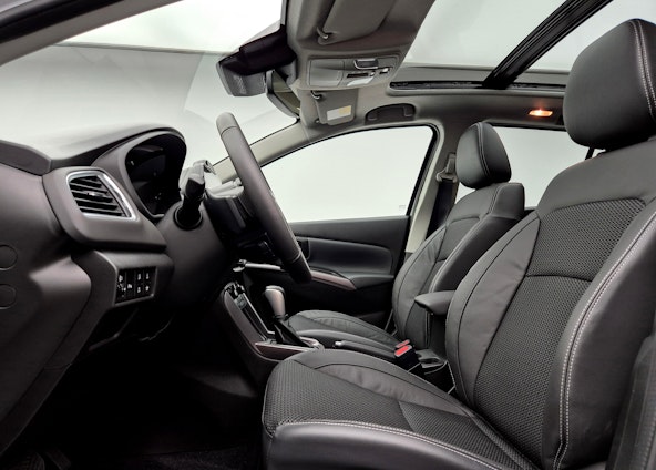 Vehicle image 2 Vehicle image 2