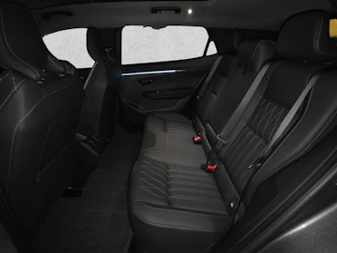 MITSUBISHI ECLIPSE CROSS 13