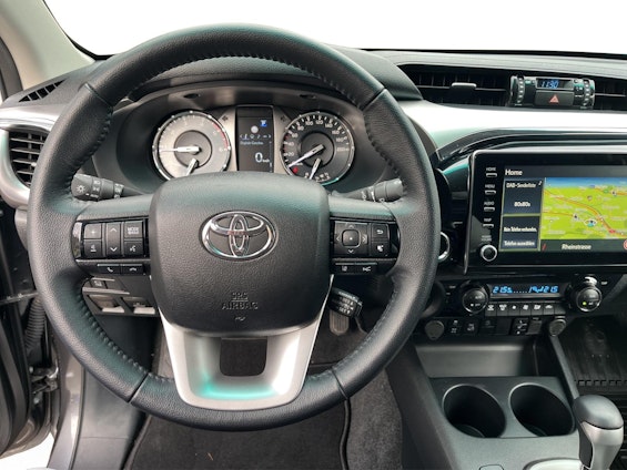 Vehicle image 6 Vehicle image 6