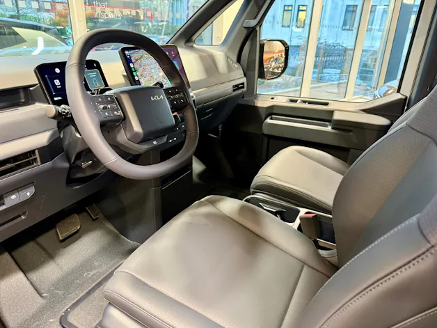Kia PV5 Passenger 71.2 kWh Plus