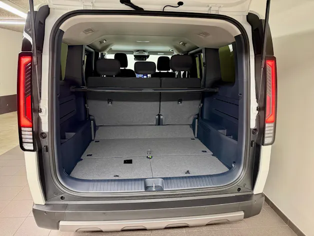 Kia PV5 Passenger 71.2 kWh Plus