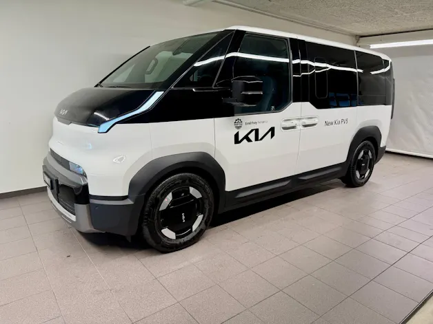 Kia PV5 Passenger 71.2 kWh Plus