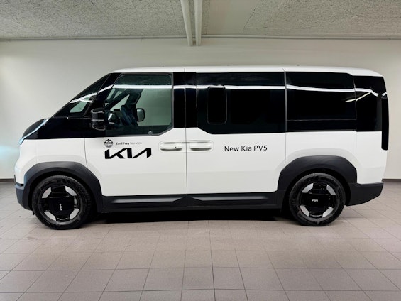 Vehicle image 2 Vehicle image 2