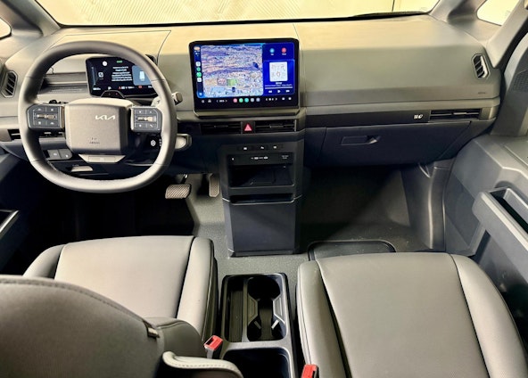 Vehicle image 12 Vehicle image 12