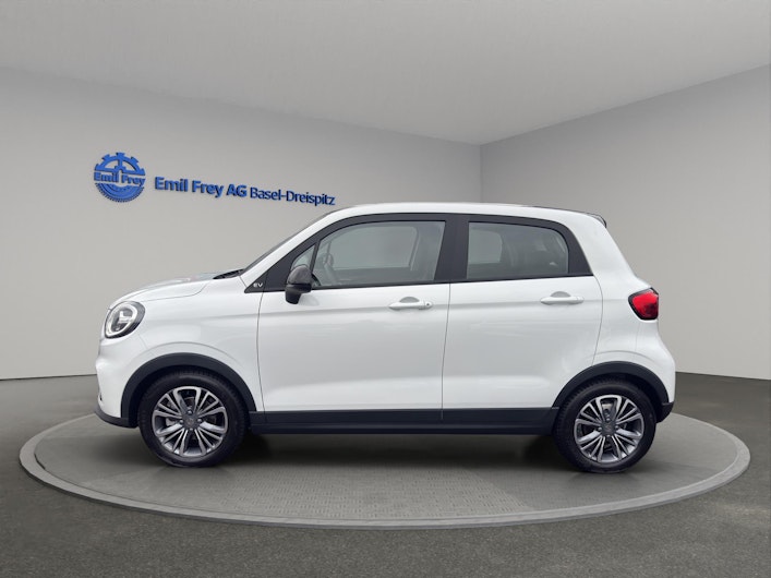 Vehicle image LEAPMOTOR T03