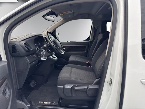 Vehicle image 8 Vehicle image 8