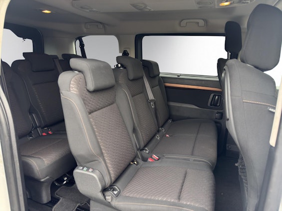 Vehicle image 13 Vehicle image 13