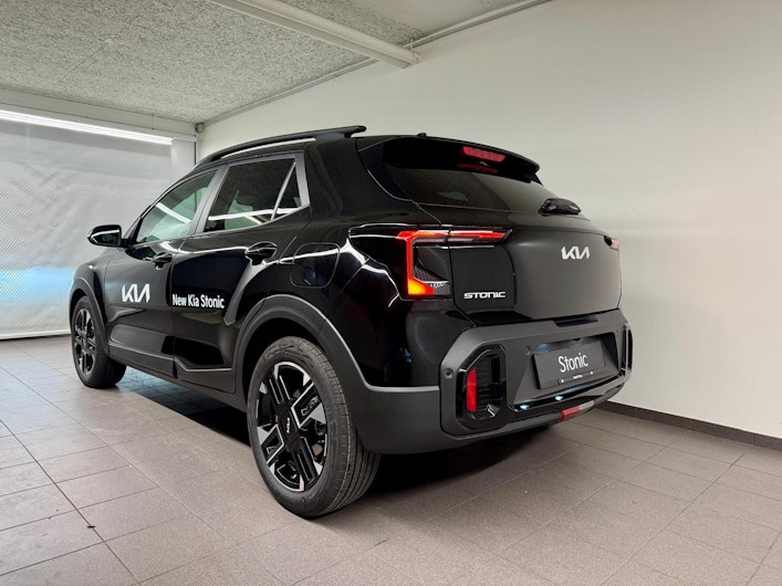 Vehicle image KIA STONIC