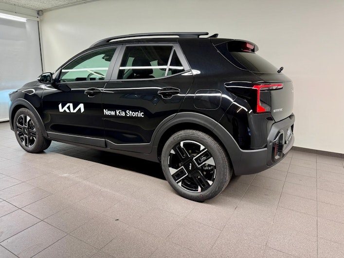 Vehicle image KIA STONIC