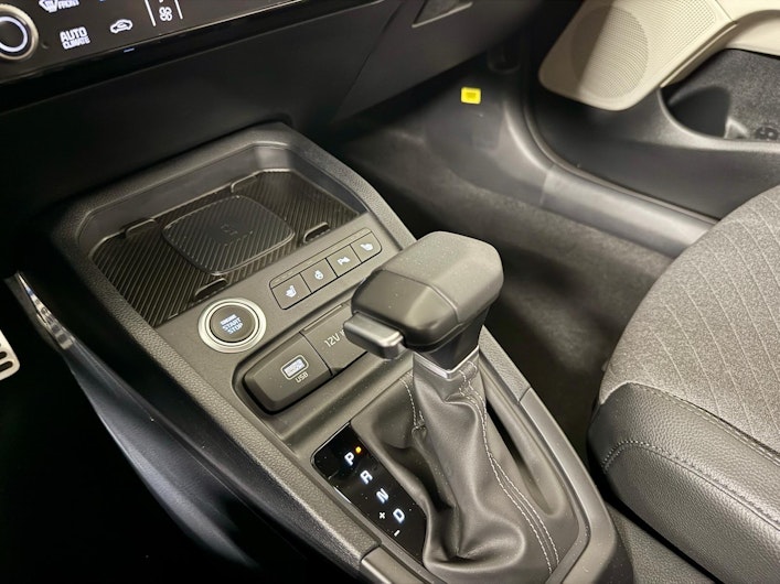 Vehicle image KIA STONIC