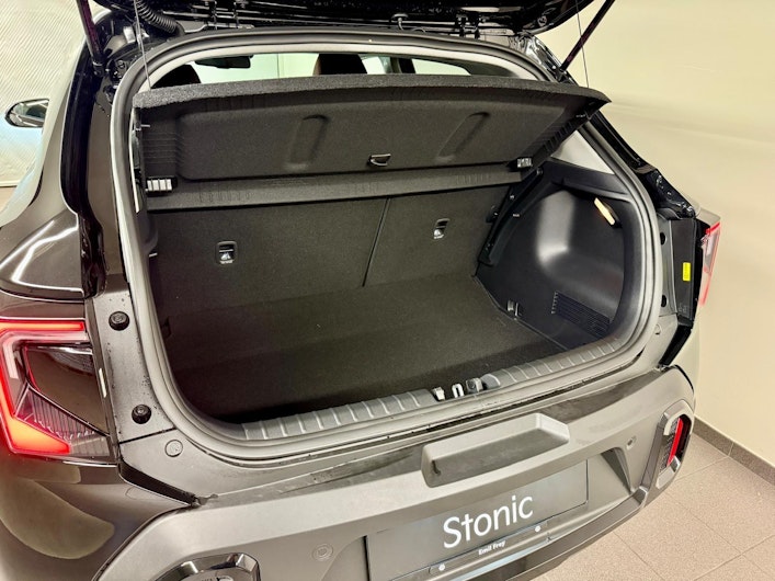 Vehicle image KIA STONIC