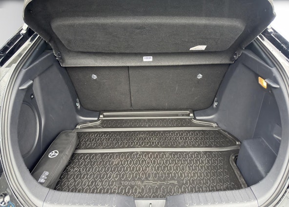 Vehicle image 17 Vehicle image 17