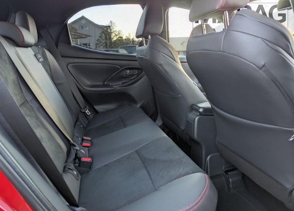 Vehicle image 8 Vehicle image 8