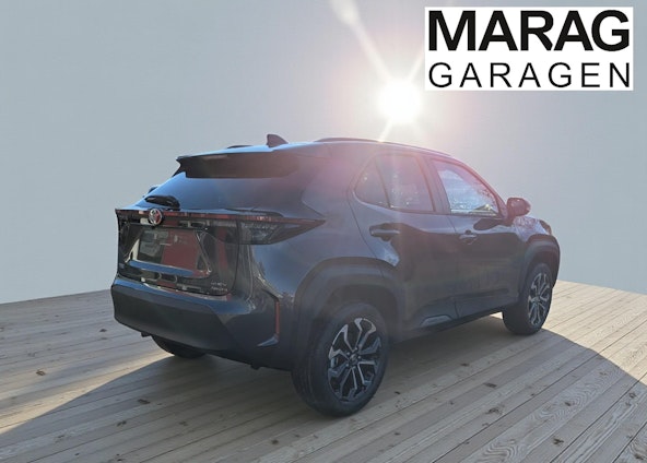 Vehicle image 3 Vehicle image 3