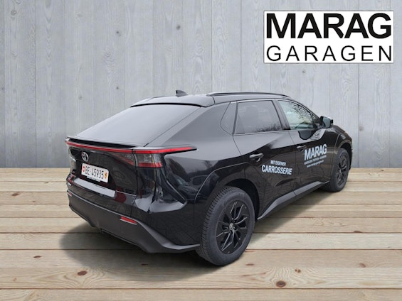 Vehicle image 4 Vehicle image 4