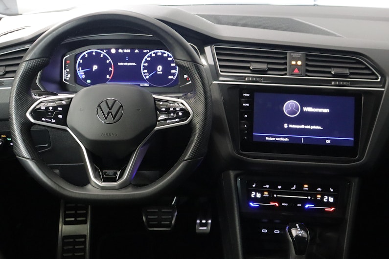Vehicle image VW TIGUAN
